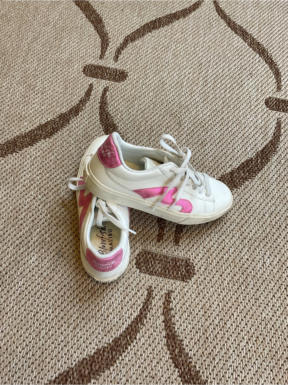 Blowfish Malibu women’s Sneakers with Pink Details - Casual Lace-Up